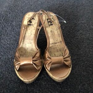 Bronze colored wedges